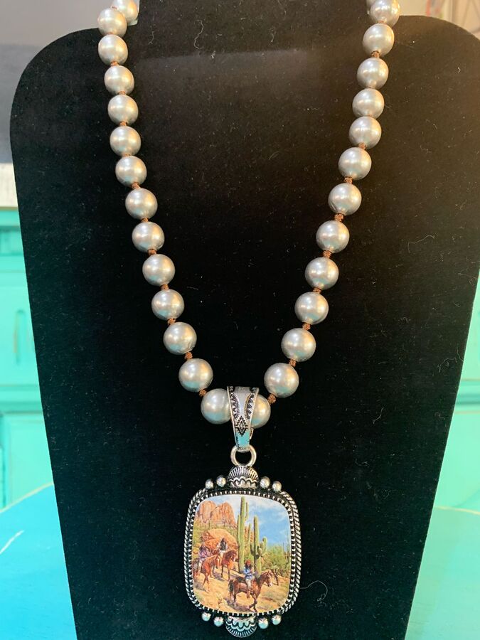 Necklace Horse/Cactus Pendent
